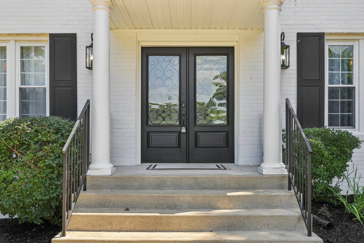 House for rent at 725 N 2nd St, Clarksville, TN 37040