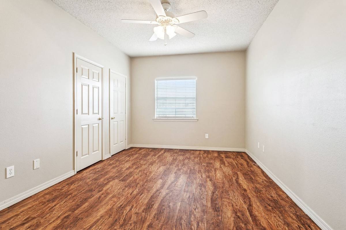 Apartment for rent at 102 Royal St, Waveland, MS 39576