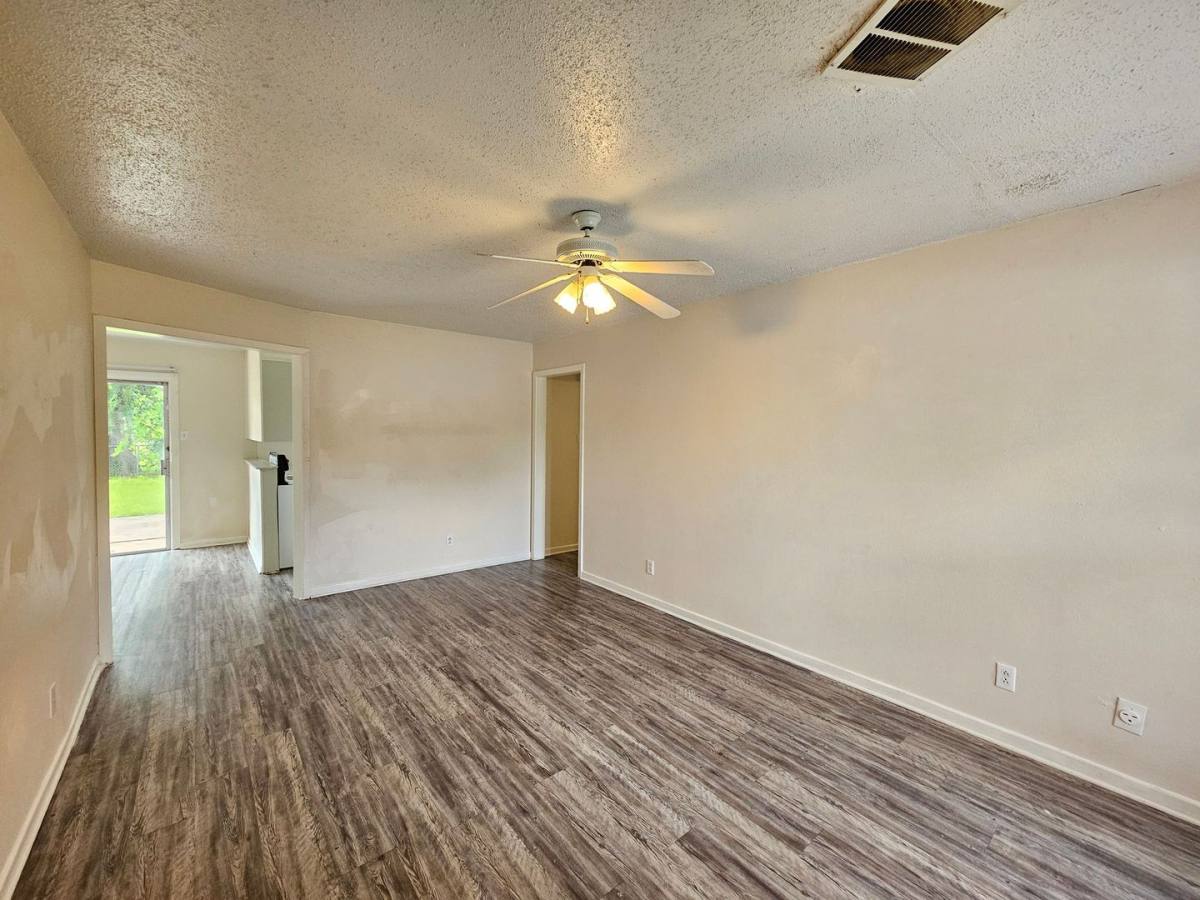 House for rent at 1504 S W Young Dr, Killeen, TX 76543