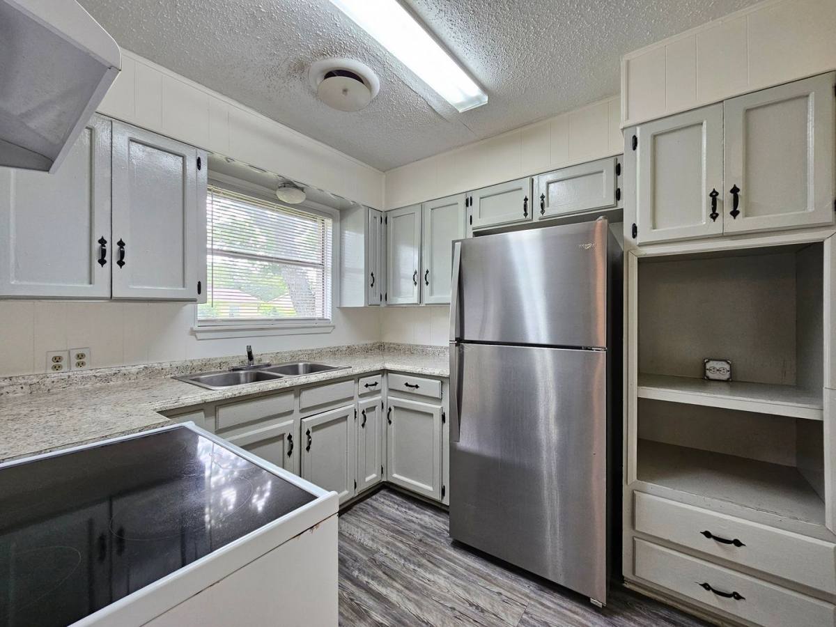 House for rent at 1504 S W Young Dr, Killeen, TX 76543