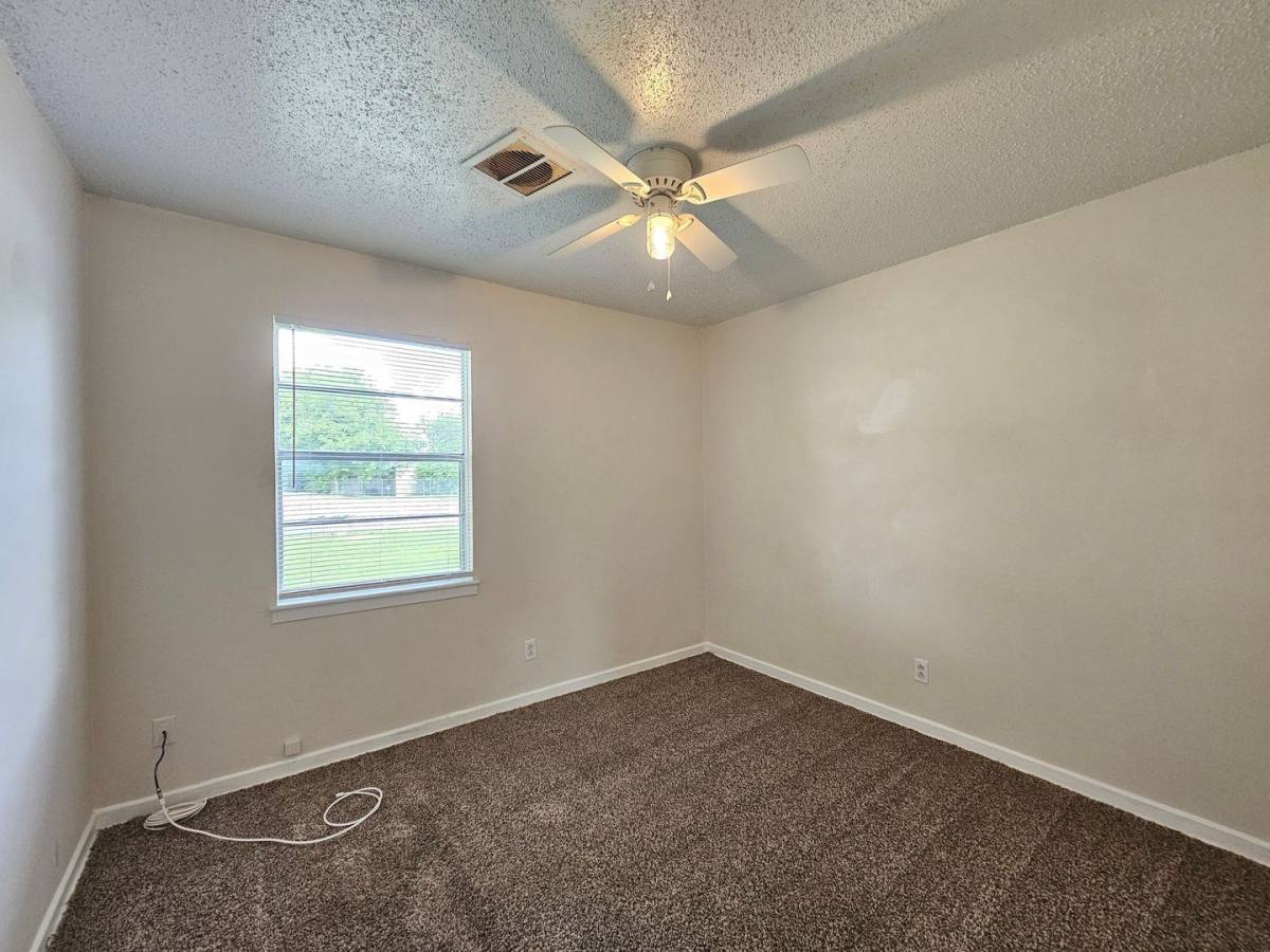 House for rent at 1504 S W Young Dr, Killeen, TX 76543