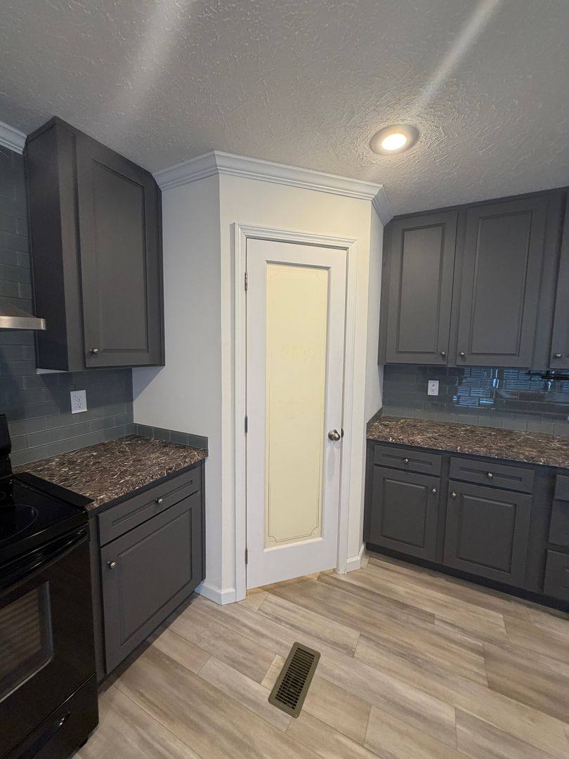 House for rent at 2158 Meadow Ridge Rd, Burlington, NC 27217