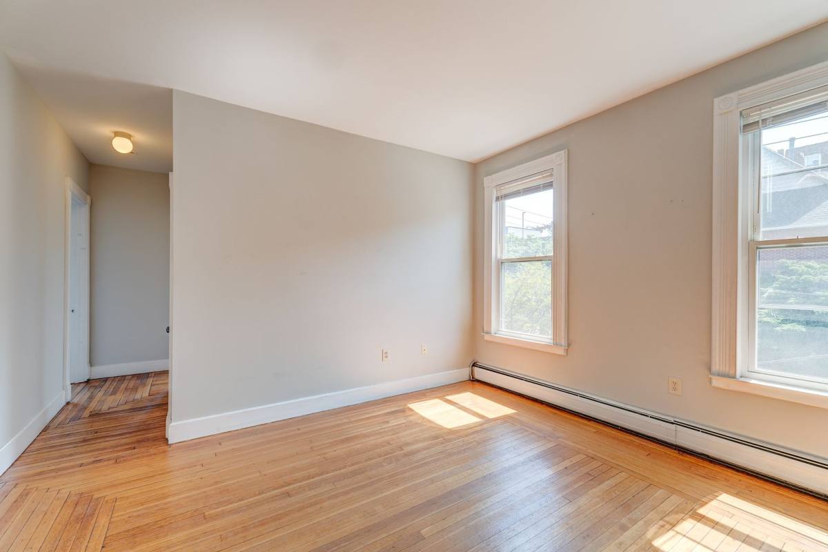 Apartment for rent at 94 Howe St, New Haven, CT 06511