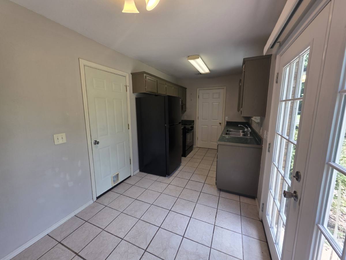 House for rent at 38 Burnett Circle, Bentonville, AR 72712