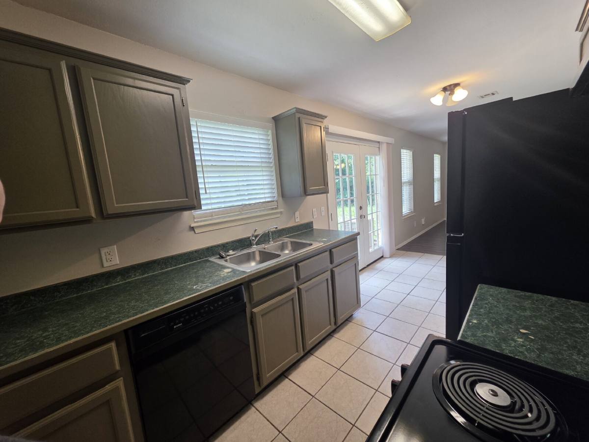 House for rent at 38 Burnett Circle, Bentonville, AR 72712