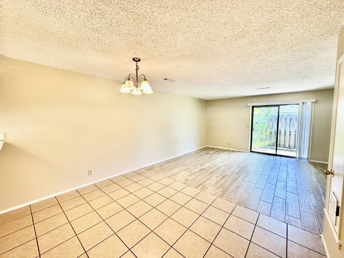 Apartment for rent at 1320 W Linden St, Rogers, AR 72758