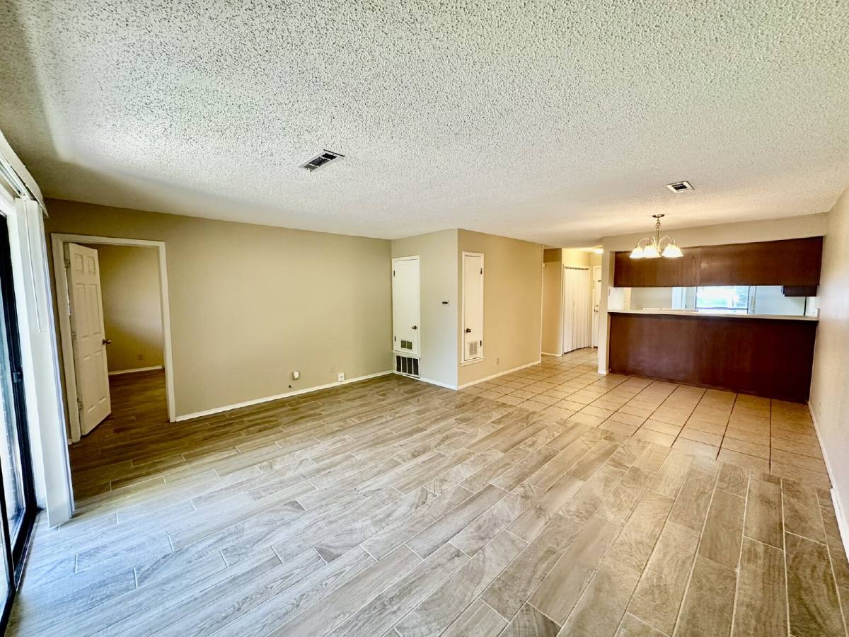 Apartment for rent at 1320 W Linden St, Rogers, AR 72758