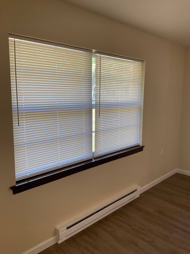 Apartment for rent at 615 S 8th St, Deepwater, MO 64740