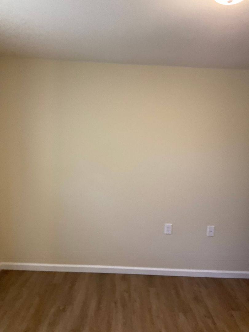 Apartment for rent at 615 S 8th St, Deepwater, MO 64740