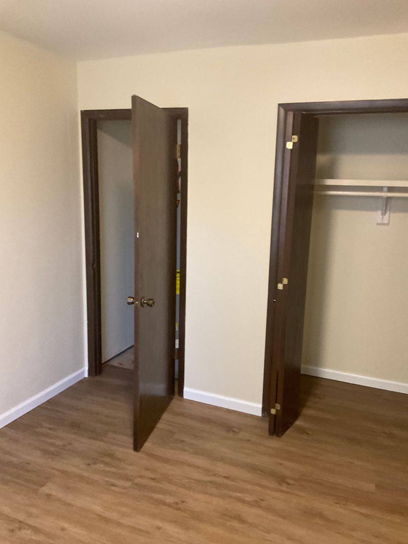 Apartment for rent at 615 S 8th St, Deepwater, MO 64740