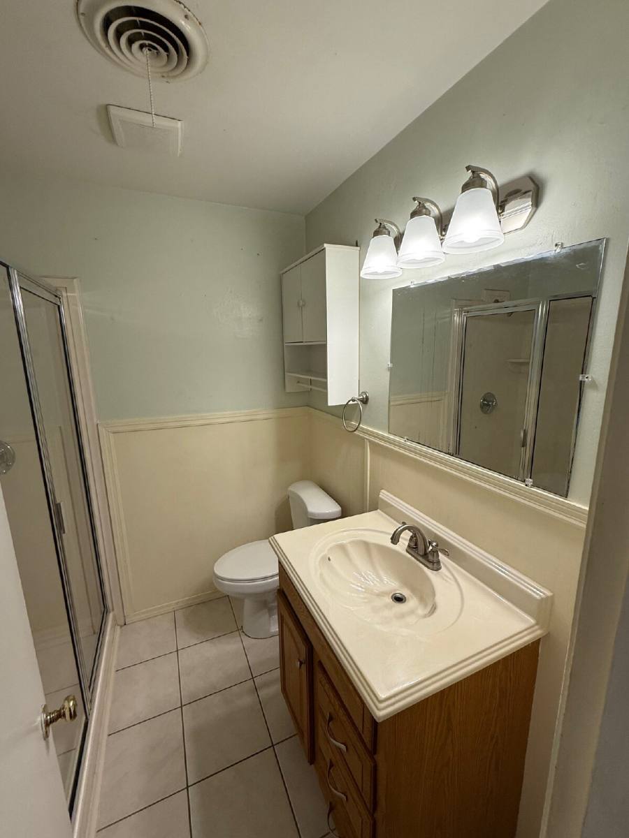 House for rent at 702 Ynestra Dr, Mobile, AL 36609