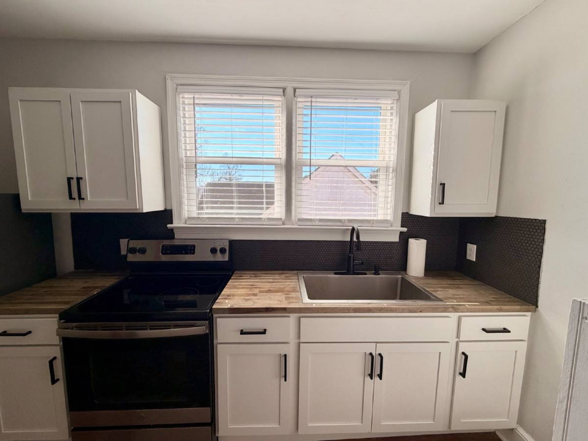 Apartment for rent at 504 1 2 State St, West Columbia, SC 29169