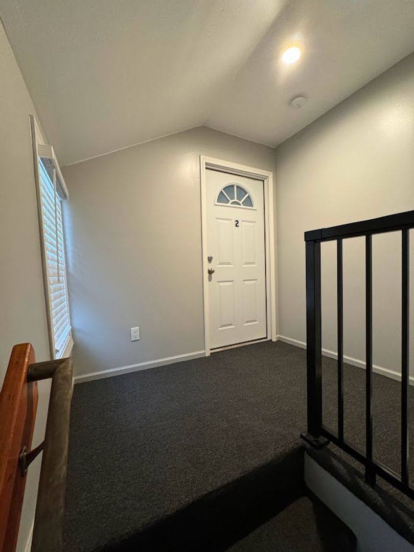 Apartment for rent at 133 Terry Ave, Rochester, MI 48307