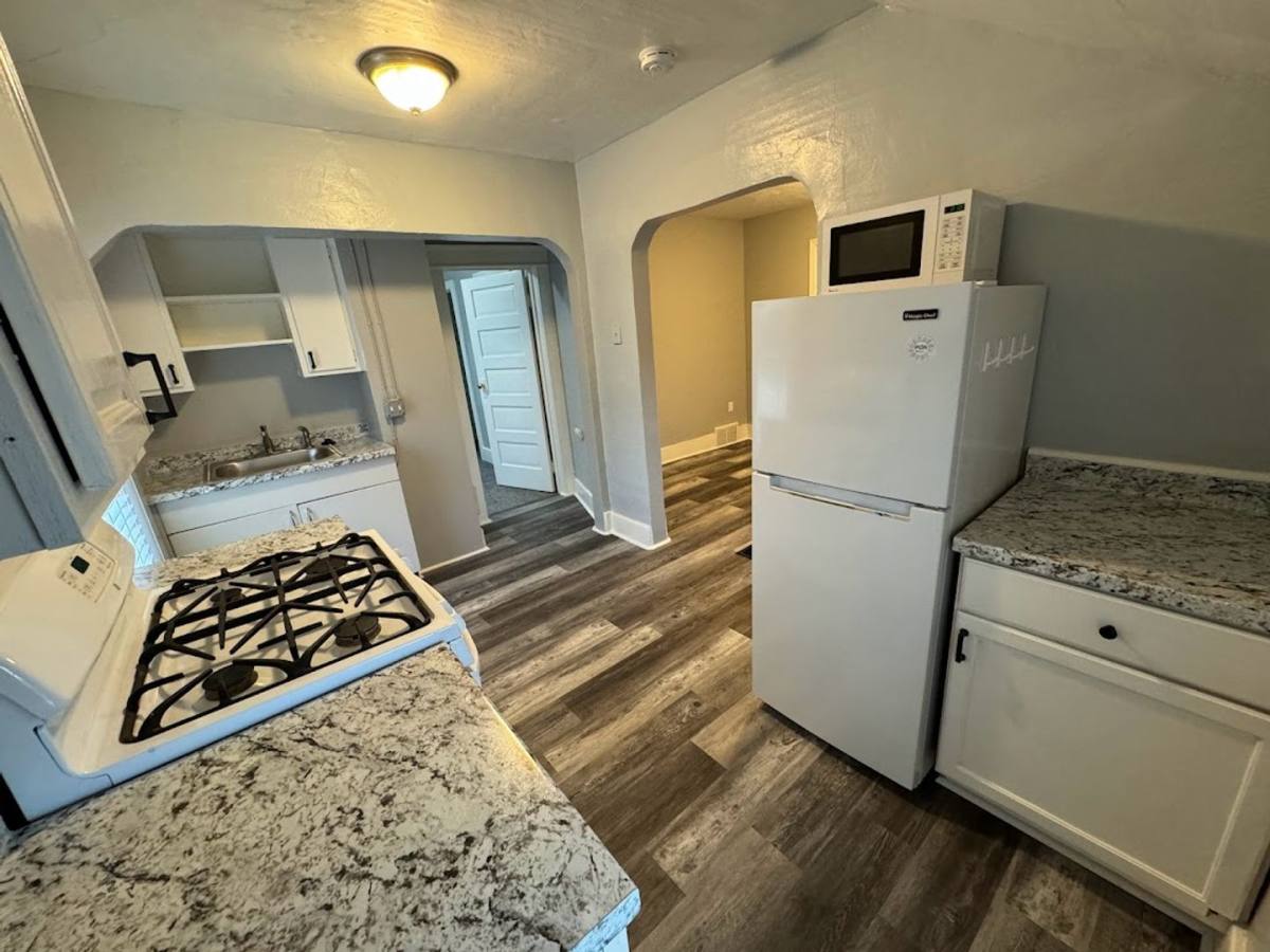 Apartment for rent at 133 Terry Ave, Rochester, MI 48307