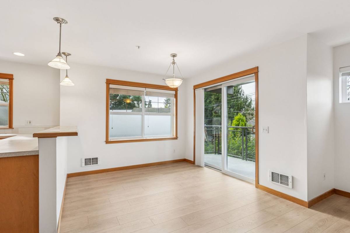 Apartment for rent at 1901 California Ave SW, Seattle, WA 98116