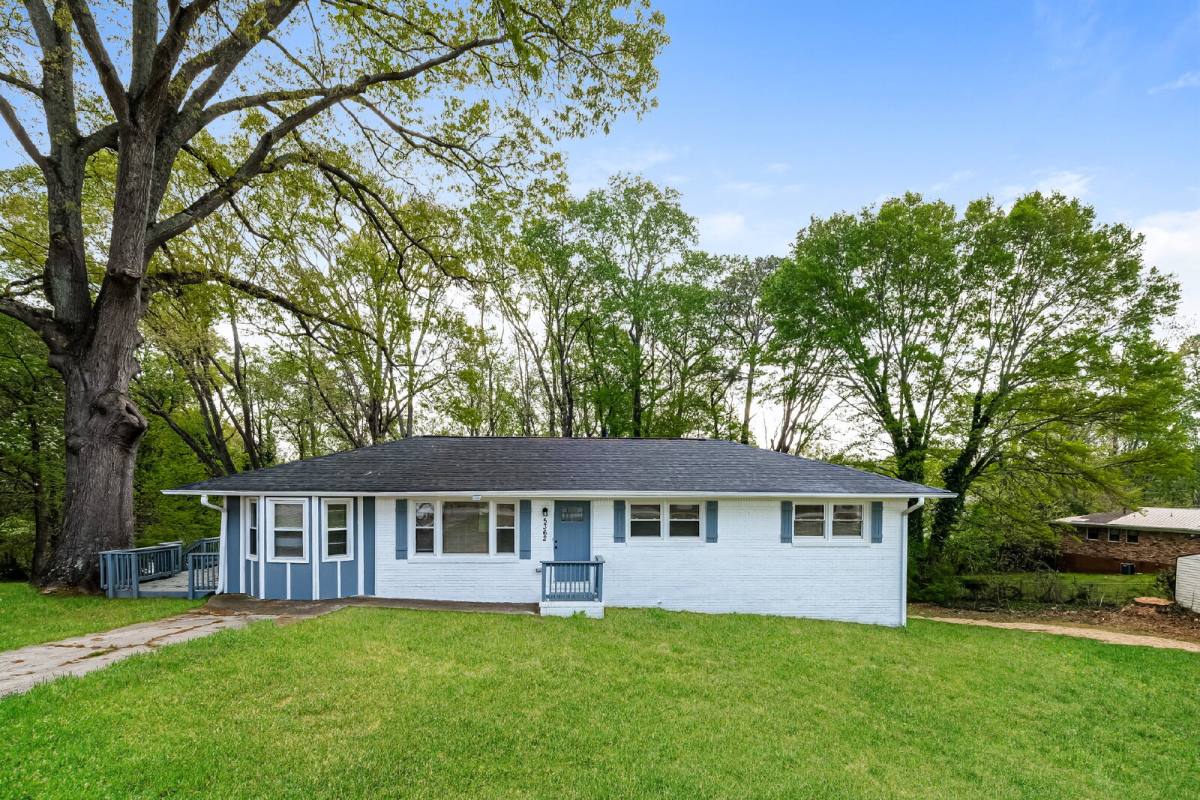 House for rent at 5362 Montezuma Dr SW, Mableton, GA 30126