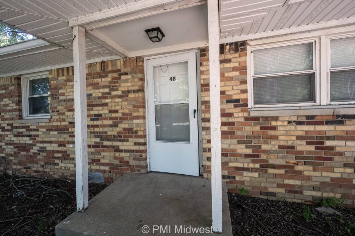 Apartment for rent at 570 W US-52 #4B, Fountaintown, IN 46130