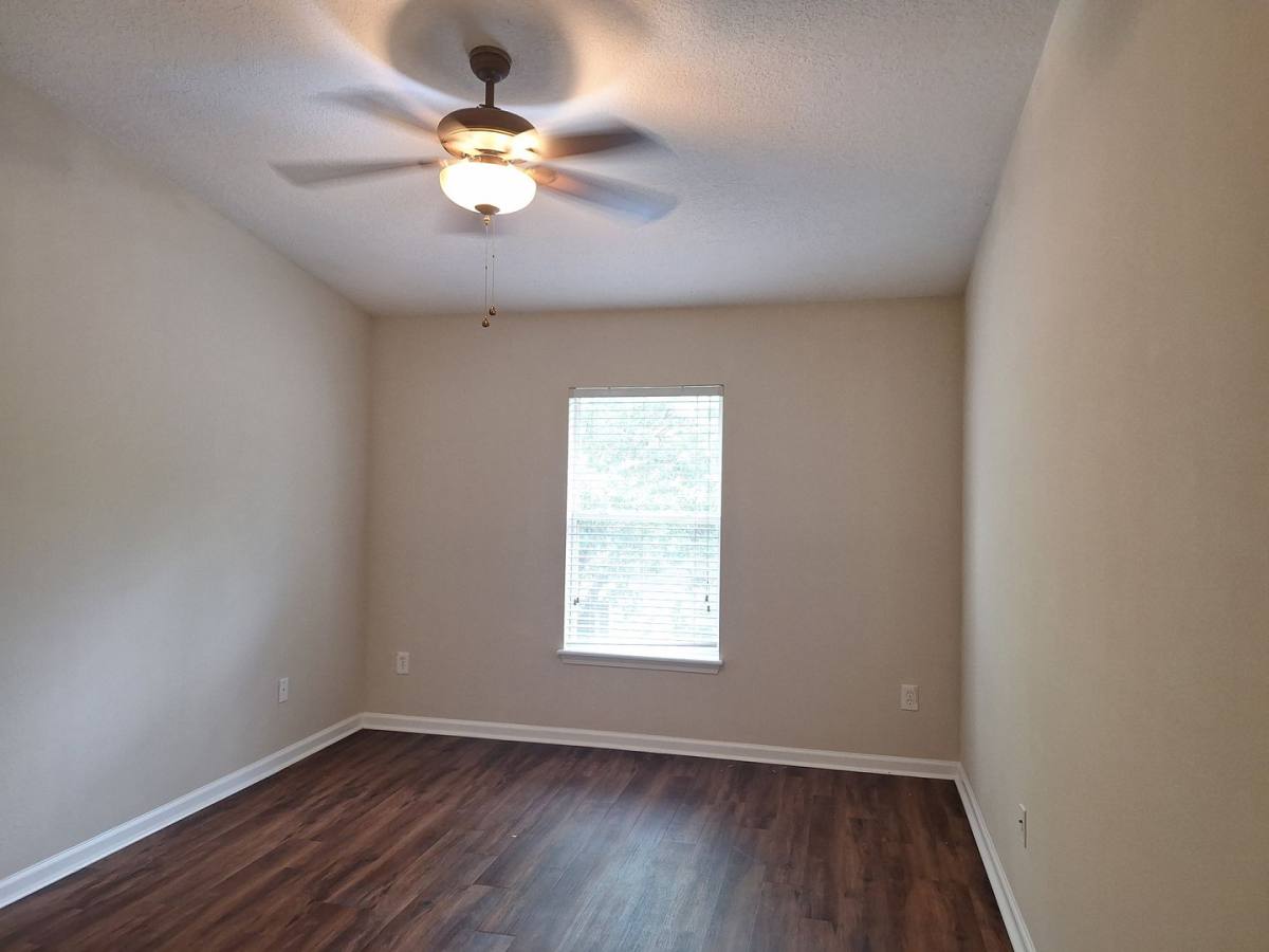 Apartment for rent at 7061 Snowy Canyon Dr, Jacksonville, FL 32256