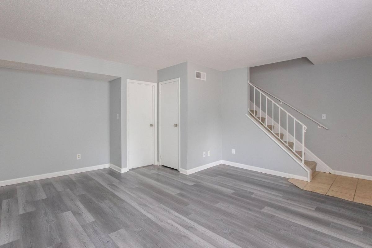 Townhouse for rent at 2507 Nottingham Way, Albany, GA 31707