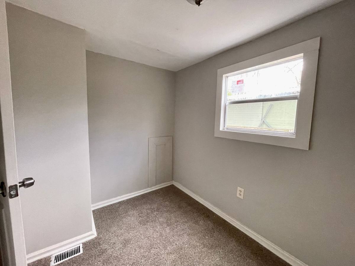 House for rent at 7413 John St, Millville, NJ 08332