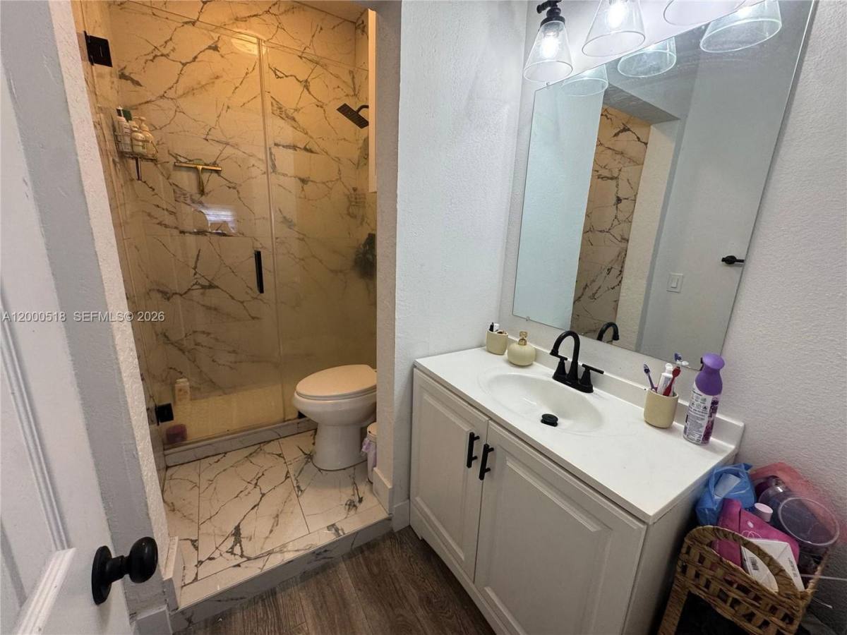 House for rent at 427 NW 19th Ave, Fort Lauderdale, FL 33311