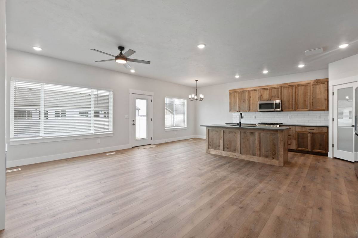 House for rent at 656 Jeanine Dr, Sugar City, ID 83448
