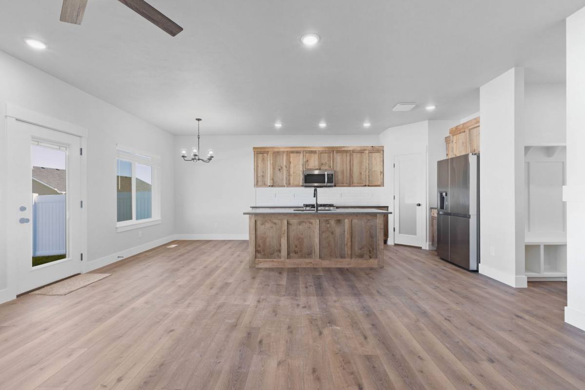 House for rent at 656 Jeanine Dr, Sugar City, ID 83448