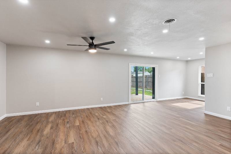 House for rent at 819 Wateka Way, Richardson, TX 75080
