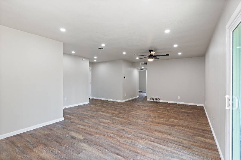 House for rent at 819 Wateka Way, Richardson, TX 75080