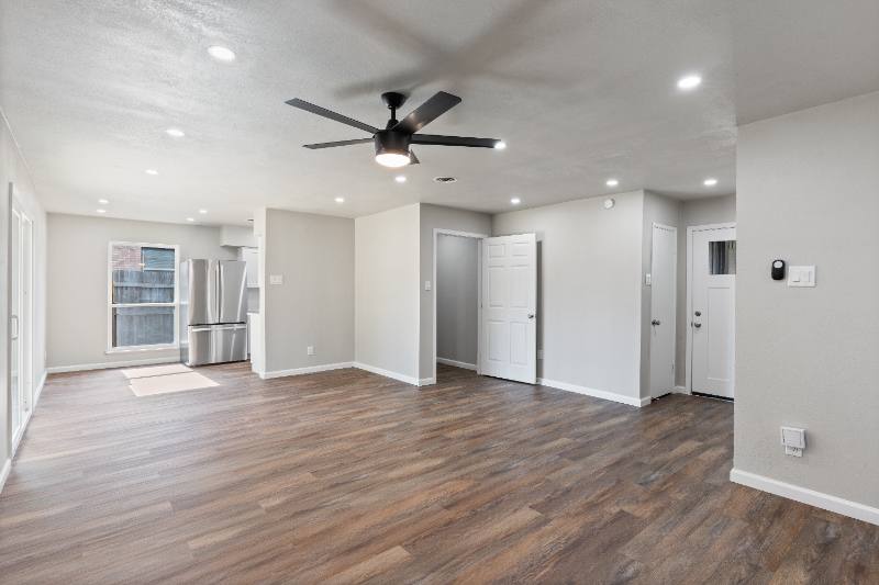 House for rent at 819 Wateka Way, Richardson, TX 75080