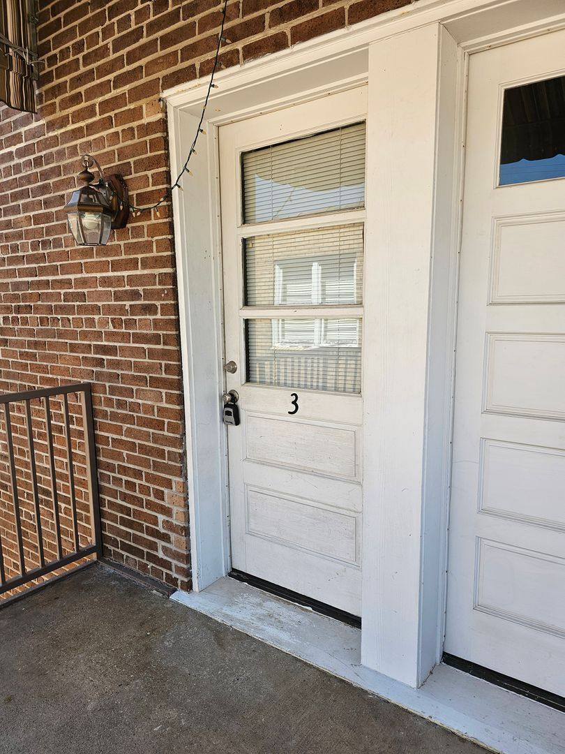 Apartment for rent at 114 N Cypress St, Hammond, LA 70401
