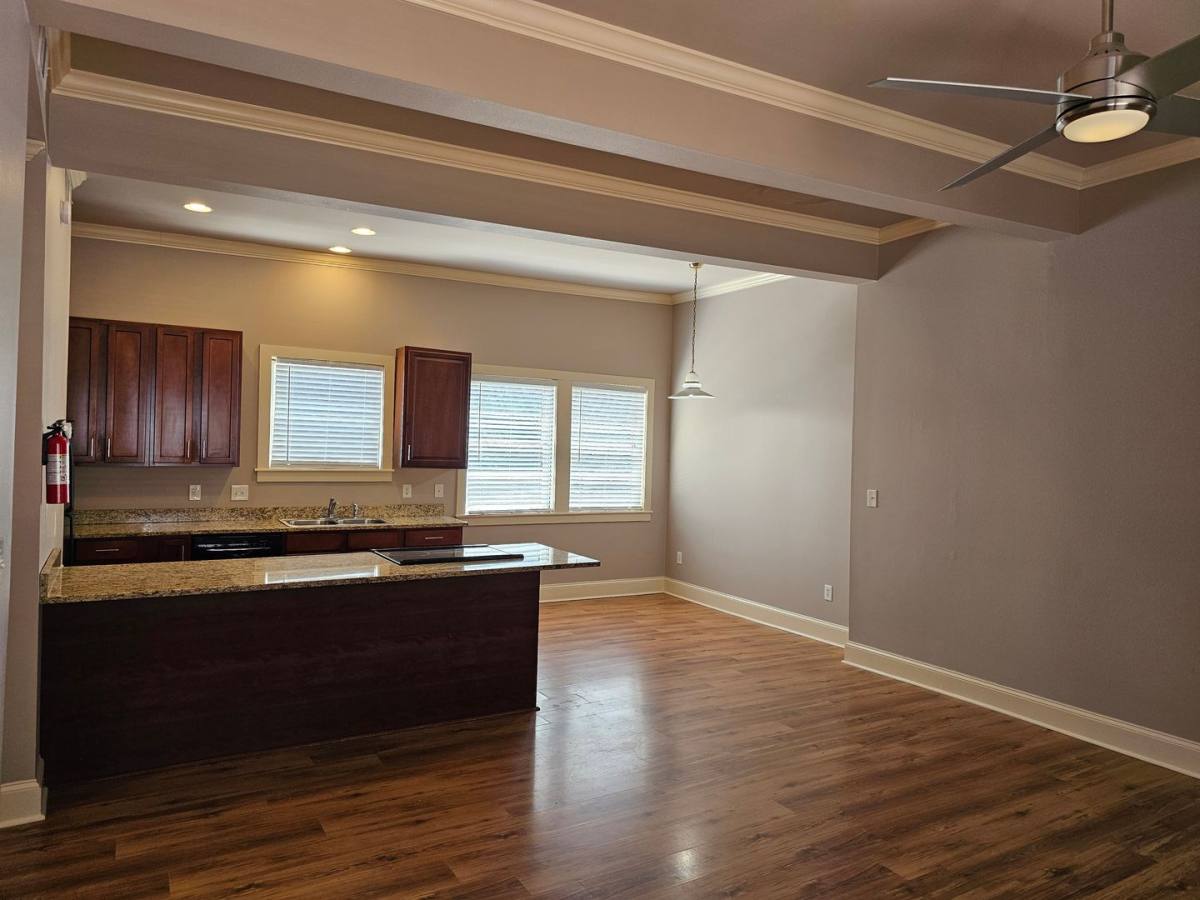 Apartment for rent at 114 N Cypress St, Hammond, LA 70401