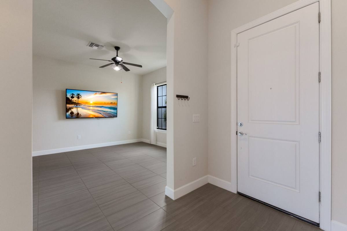 House for rent at 712 Sigsbee Loop, Sarasota, FL 34240