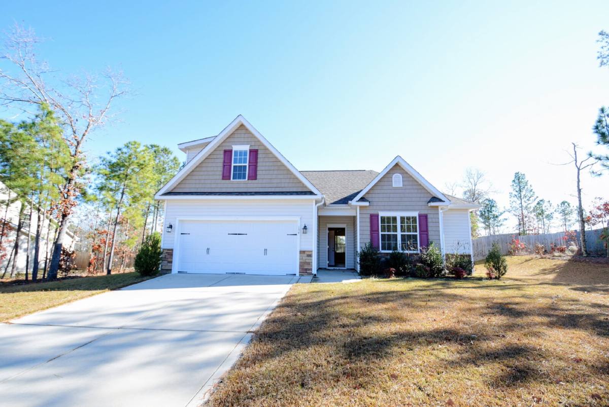 House for rent at 154 Heatherwood Dr, Lillington, NC 27546