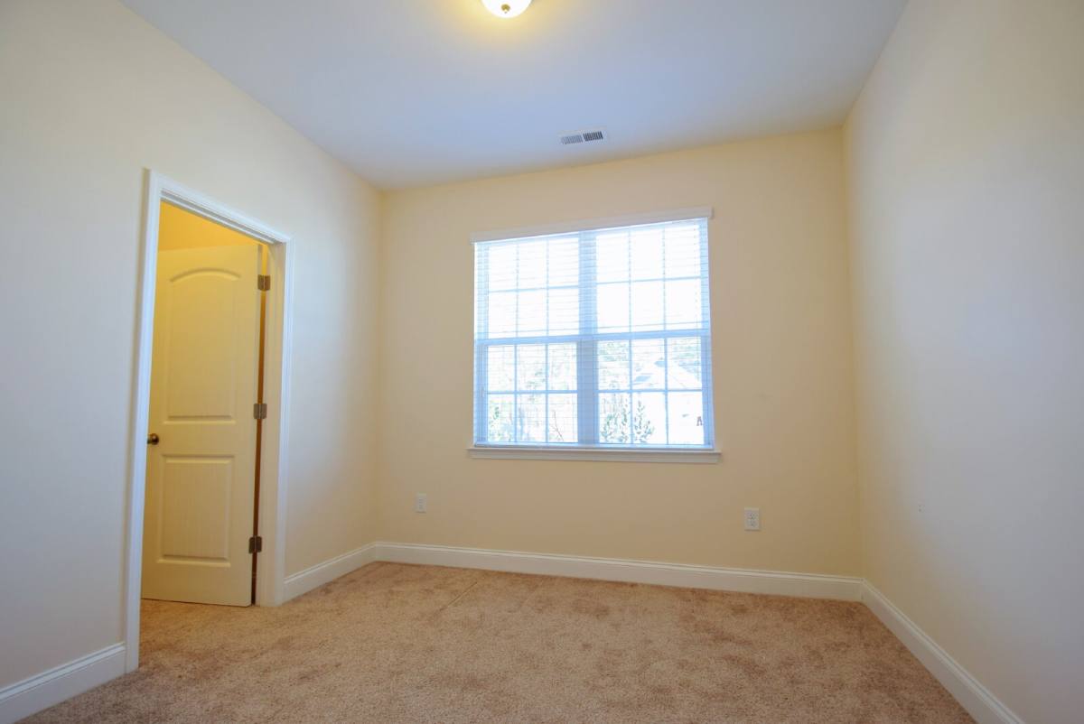 House for rent at 154 Heatherwood Dr, Lillington, NC 27546