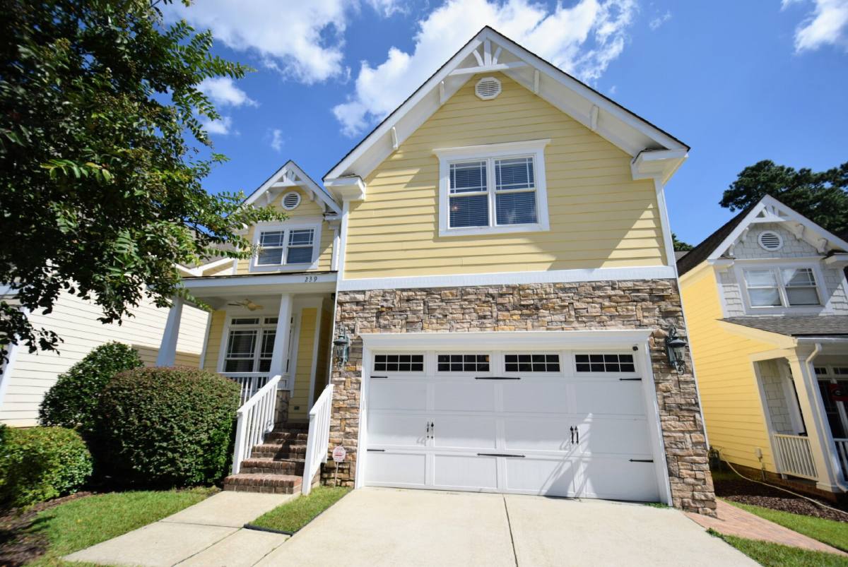 House for rent at 239 Blueridge Rd, Fayetteville, NC 28303