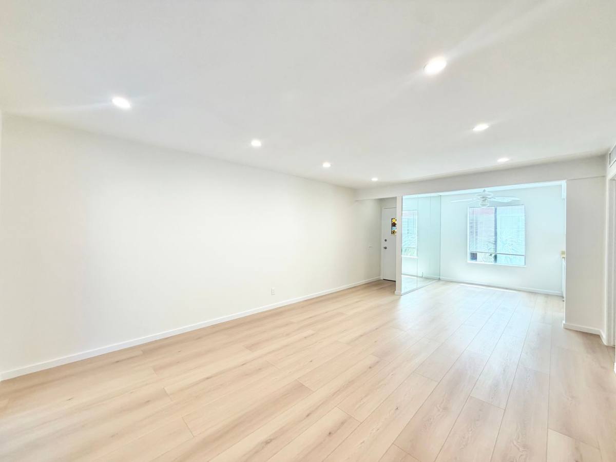 Condo for rent at 1407 N Sunrise Way, Palm Springs, CA 92262