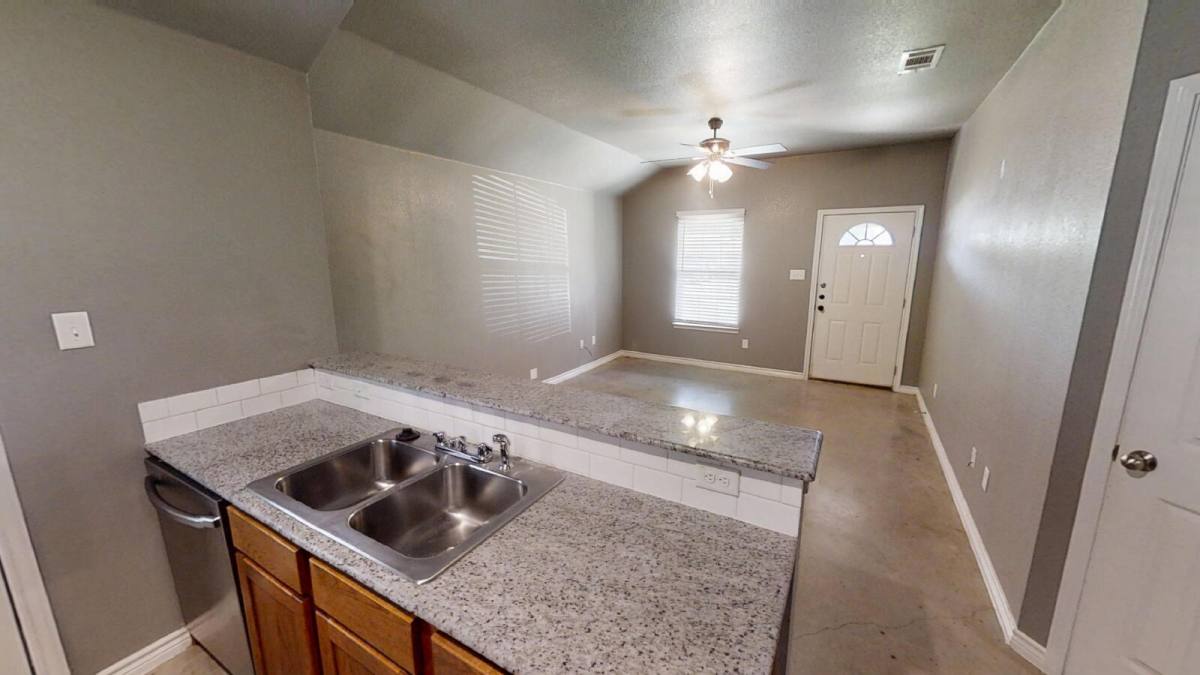Townhouse for rent at 1409 Natchez Trail #B, Harker Heights, TX 76548