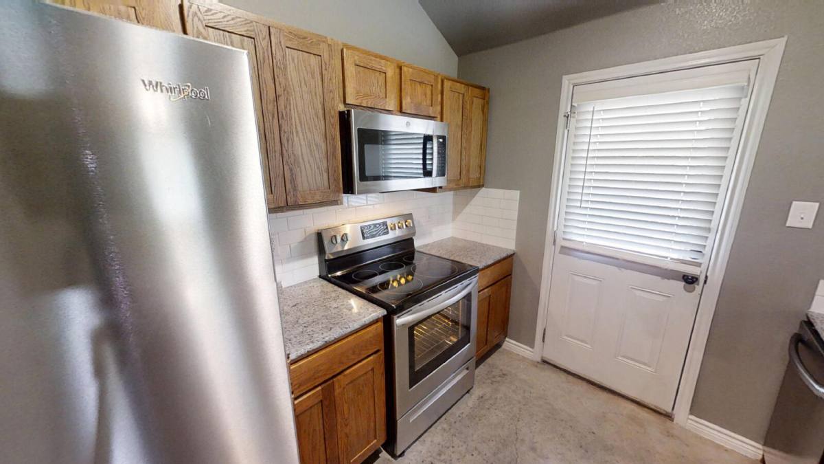 Townhouse for rent at 1409 Natchez Trail #B, Harker Heights, TX 76548