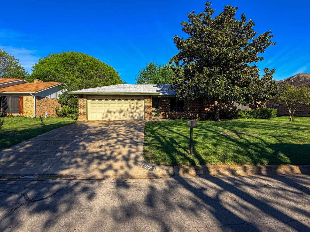 House for rent at 3708 Holland Dr, North Richland Hills, TX 76180