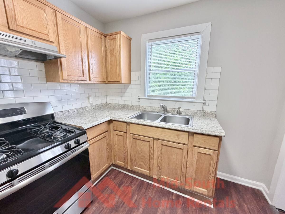 Apartment for rent at 1515 Madison Ave #5, Memphis, TN 38104