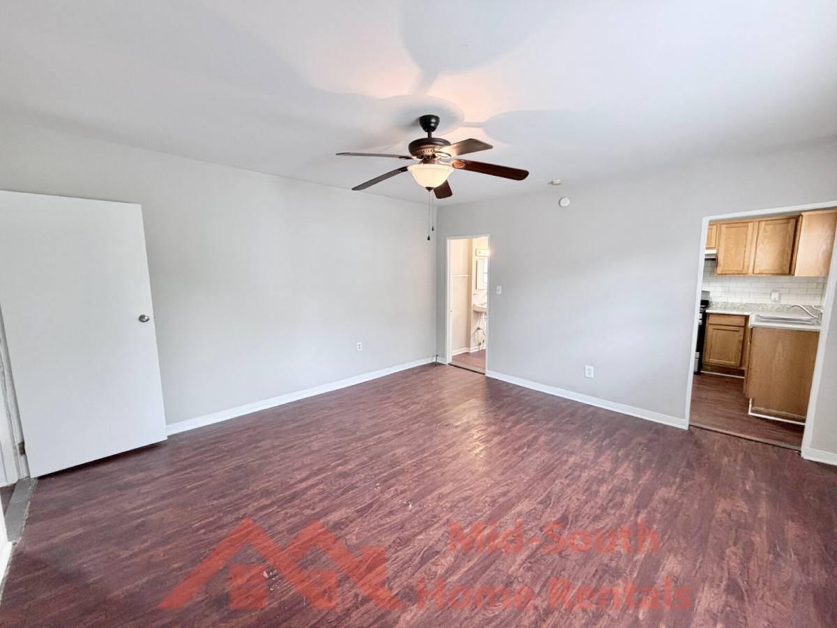 Apartment for rent at 1515 Madison Ave #5, Memphis, TN 38104