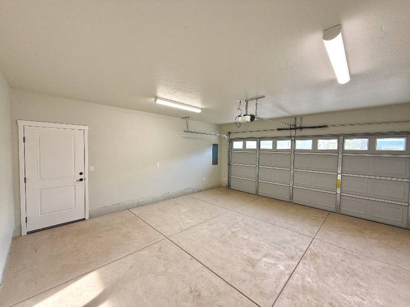 House for rent at 1125 Annalise St, Central Point, OR 97502