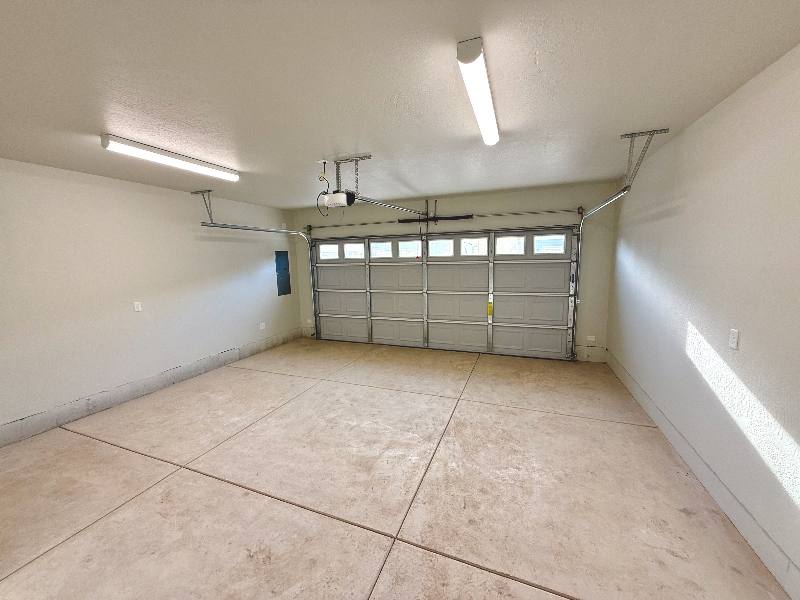 House for rent at 1125 Annalise St, Central Point, OR 97502