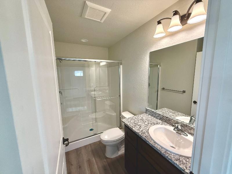 House for rent at 1125 Annalise St, Central Point, OR 97502