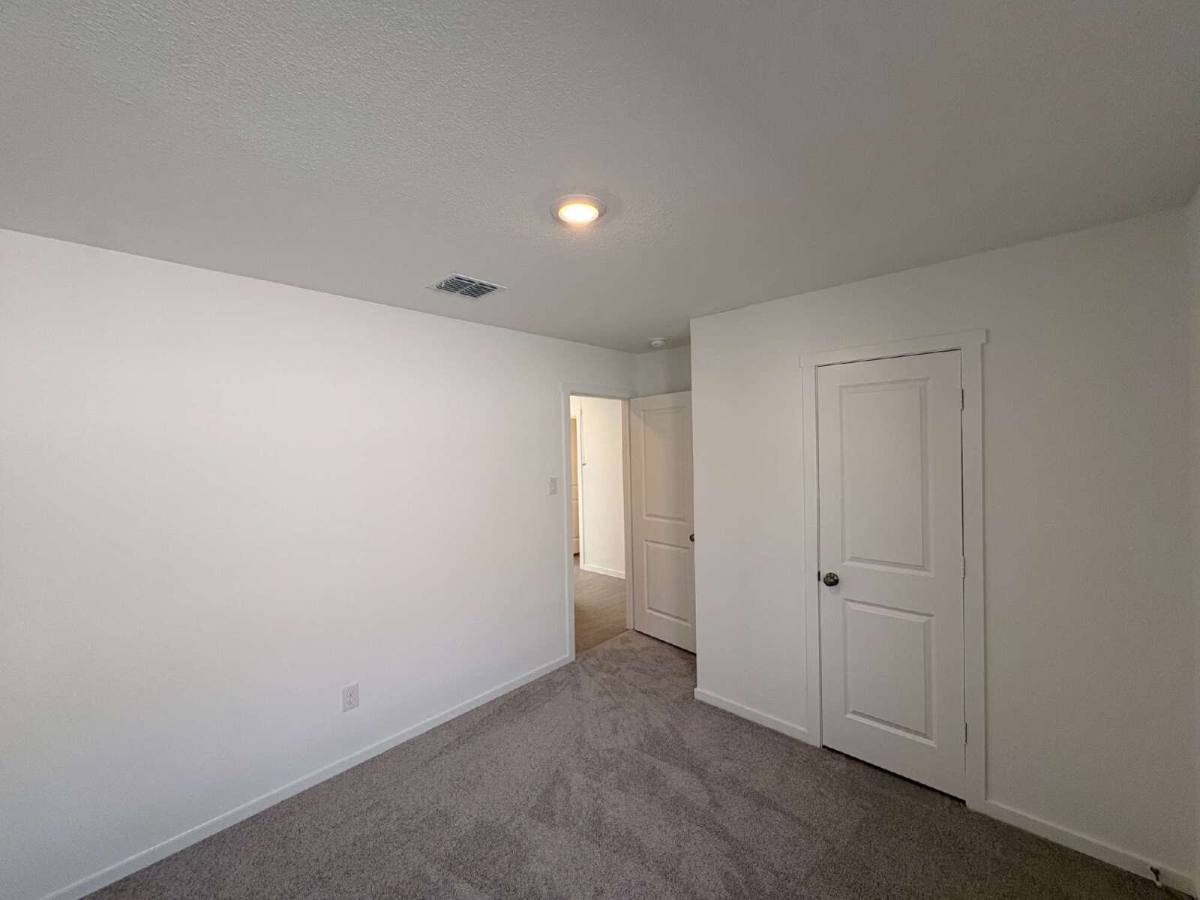 House for rent at 1636 Elliott Rd, Howe, TX 75459