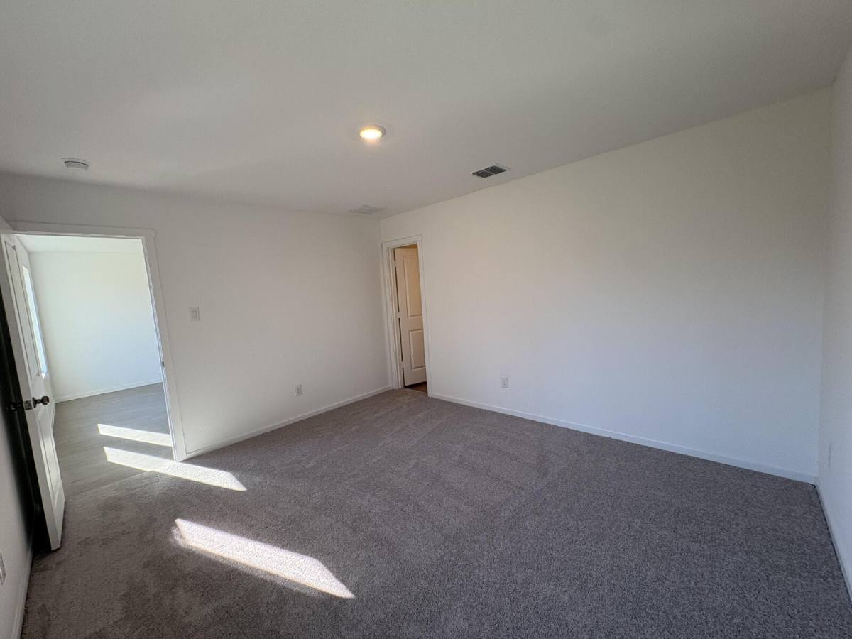 House for rent at 1636 Elliott Rd, Howe, TX 75459