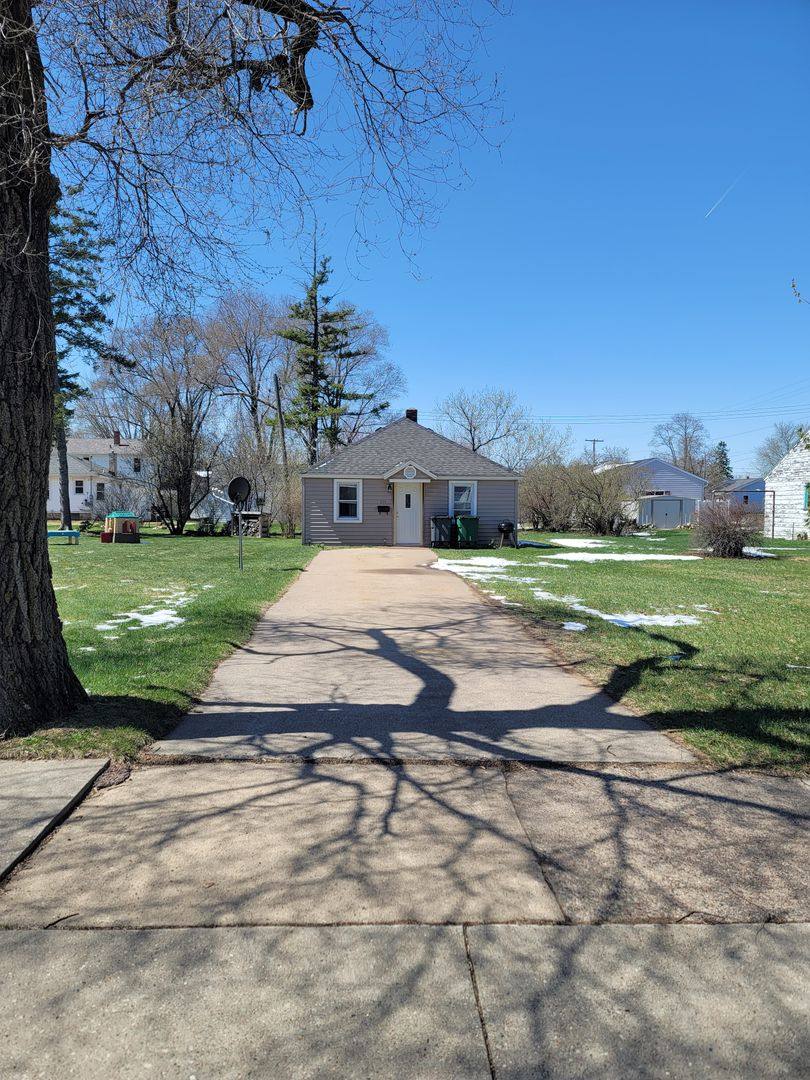 House for rent at 220 15th St S, Wisconsin Rapids, WI 54494
