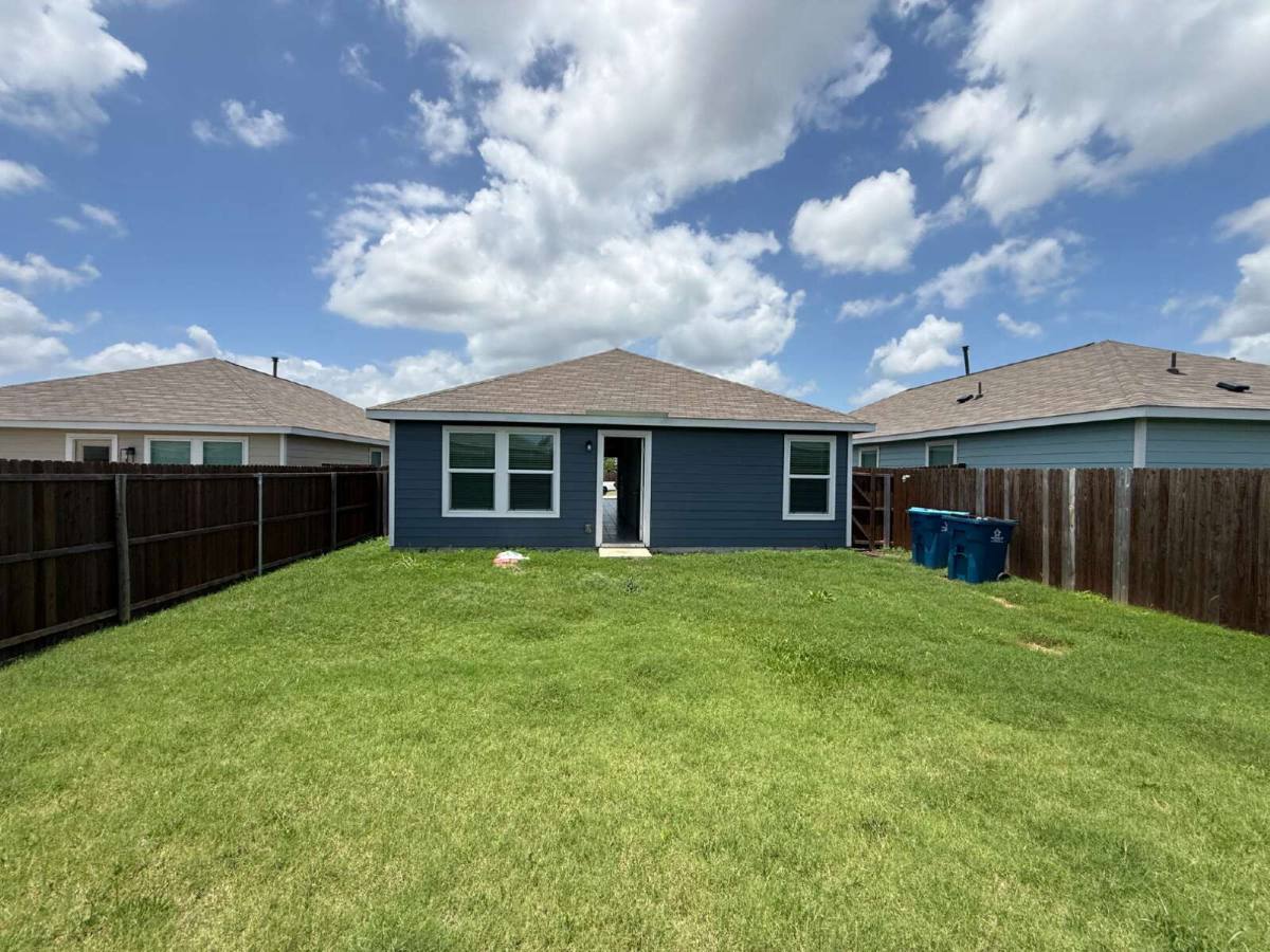 House for rent at 6011 Determine Lane, Forney, TX 75126