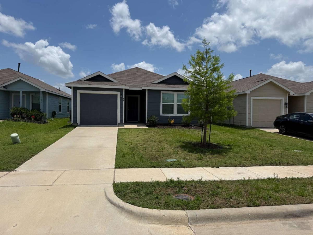 House for rent at 6011 Determine Lane, Forney, TX 75126